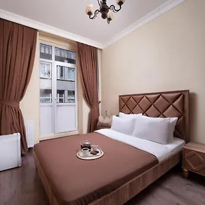 https://taxim-cool-suites.istanbul-turkeyhotels.com