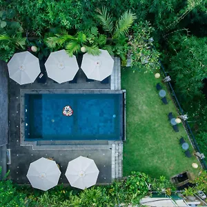 https://ahamta-retreats-center.ubudhotelsnow.com