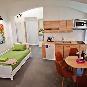 https://rooms-trubar.hotels-in-ljubljana.com